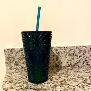Starbucks Holiday 2021 Collection